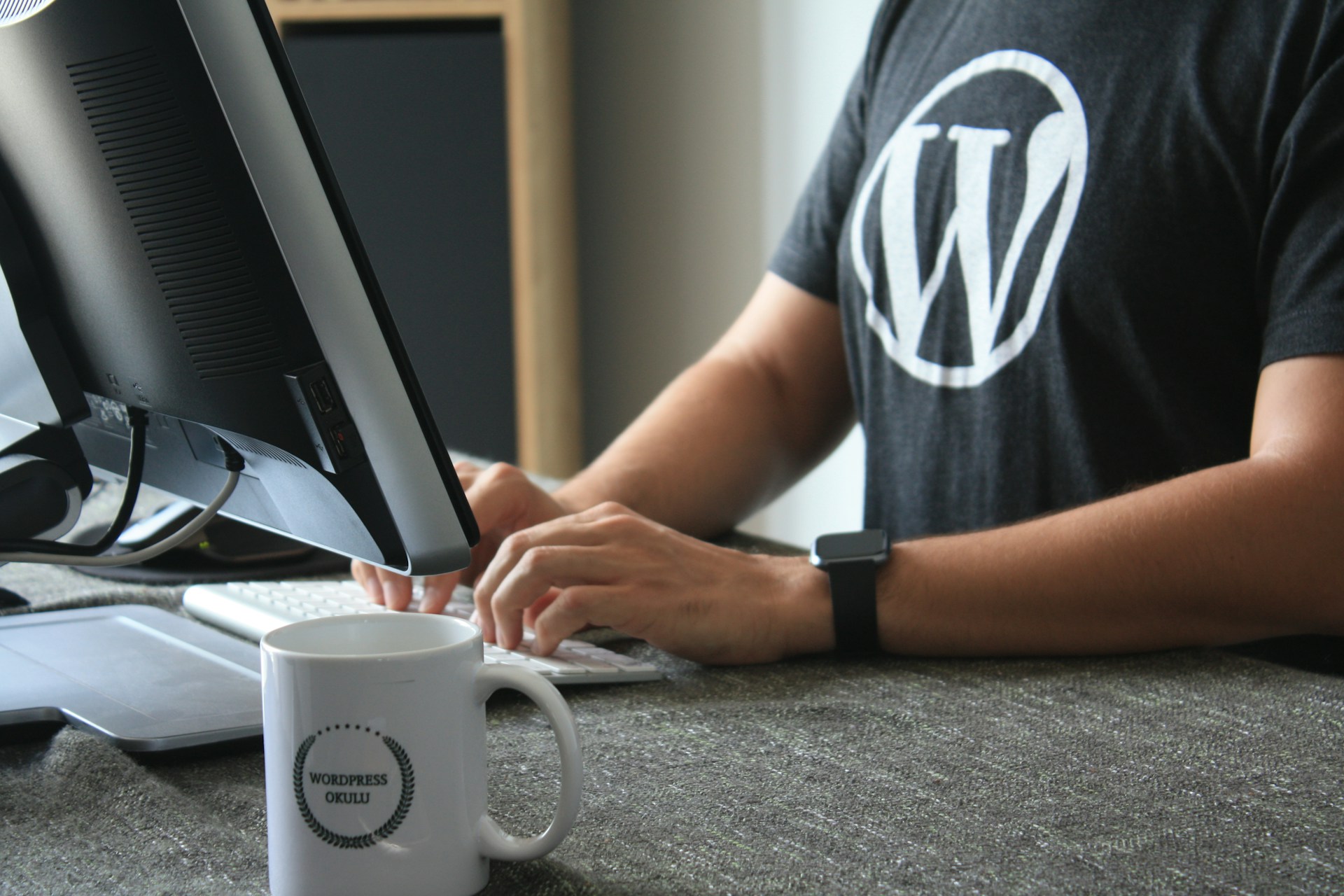 Understanding SSD, Bandwidth & Uptime in WordPress Hosting